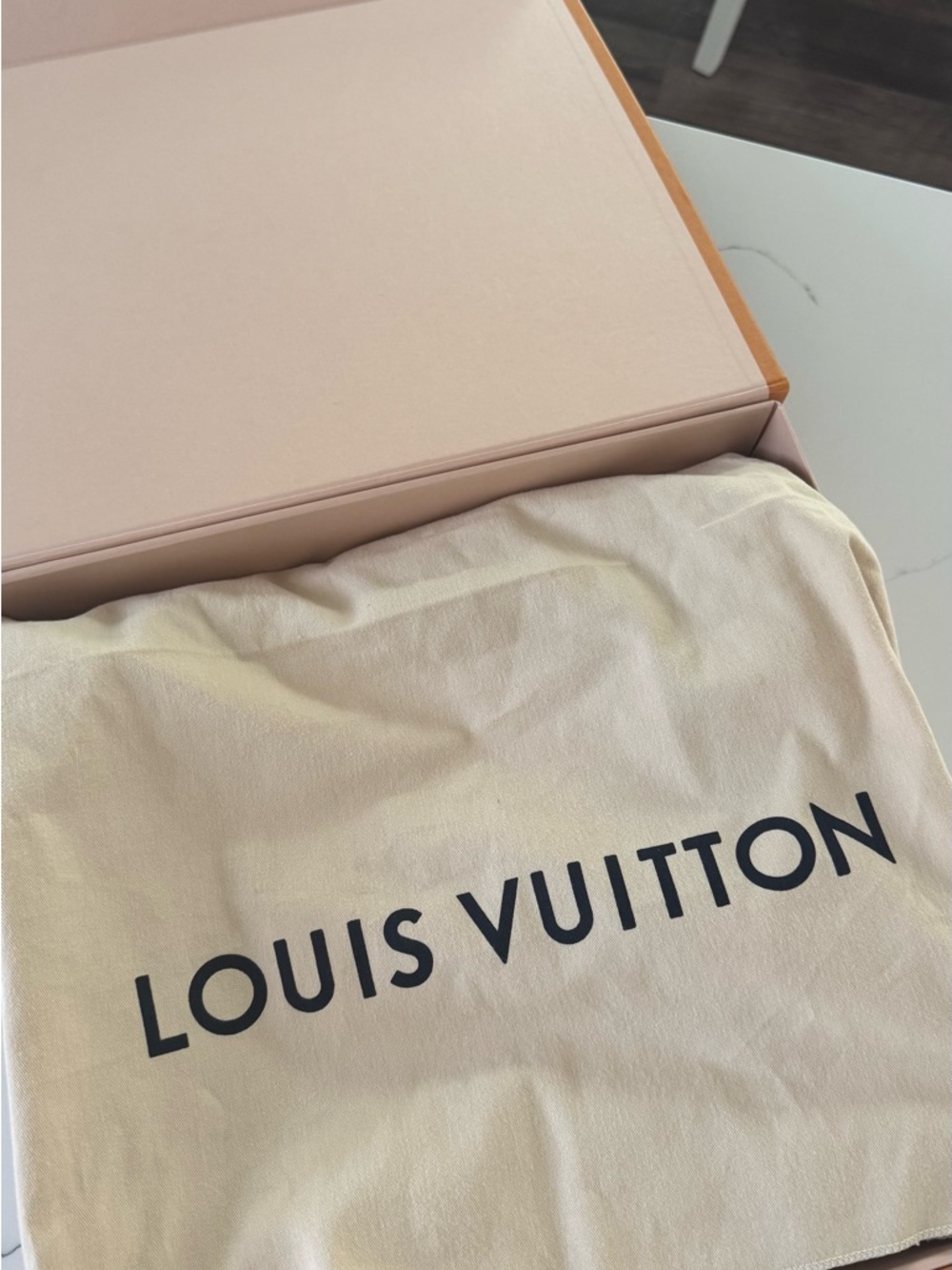 Louis Vuitton Never Full MM - Picture 8 of 10